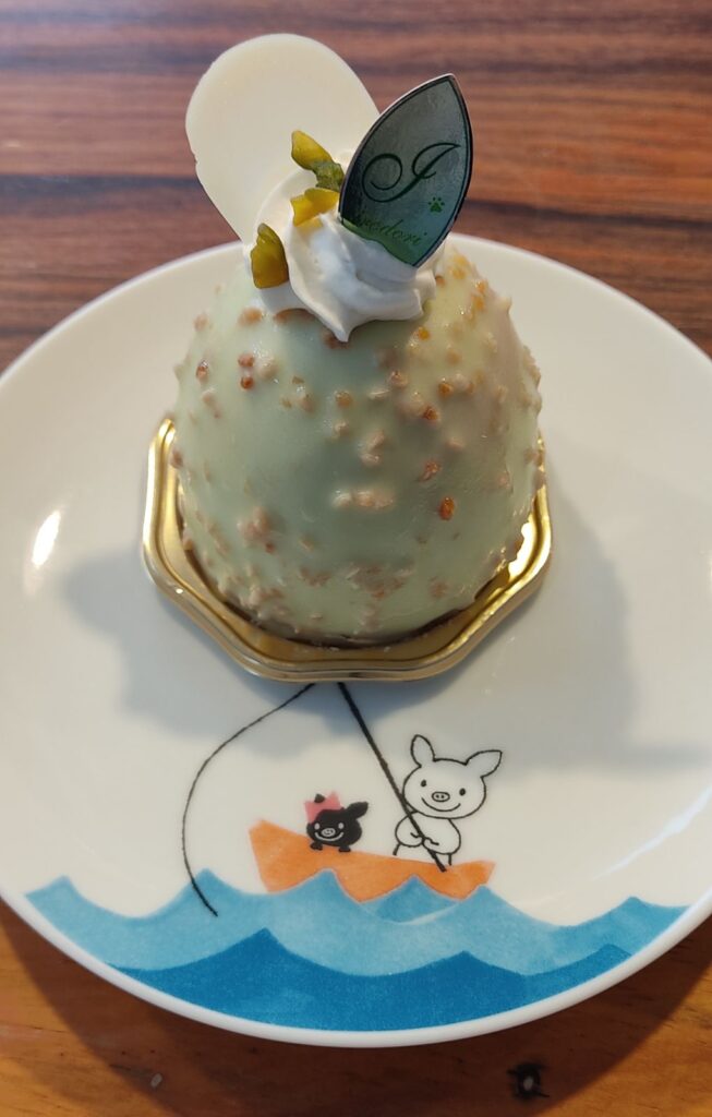Patisserie irodoriのベリーピスターシュ
